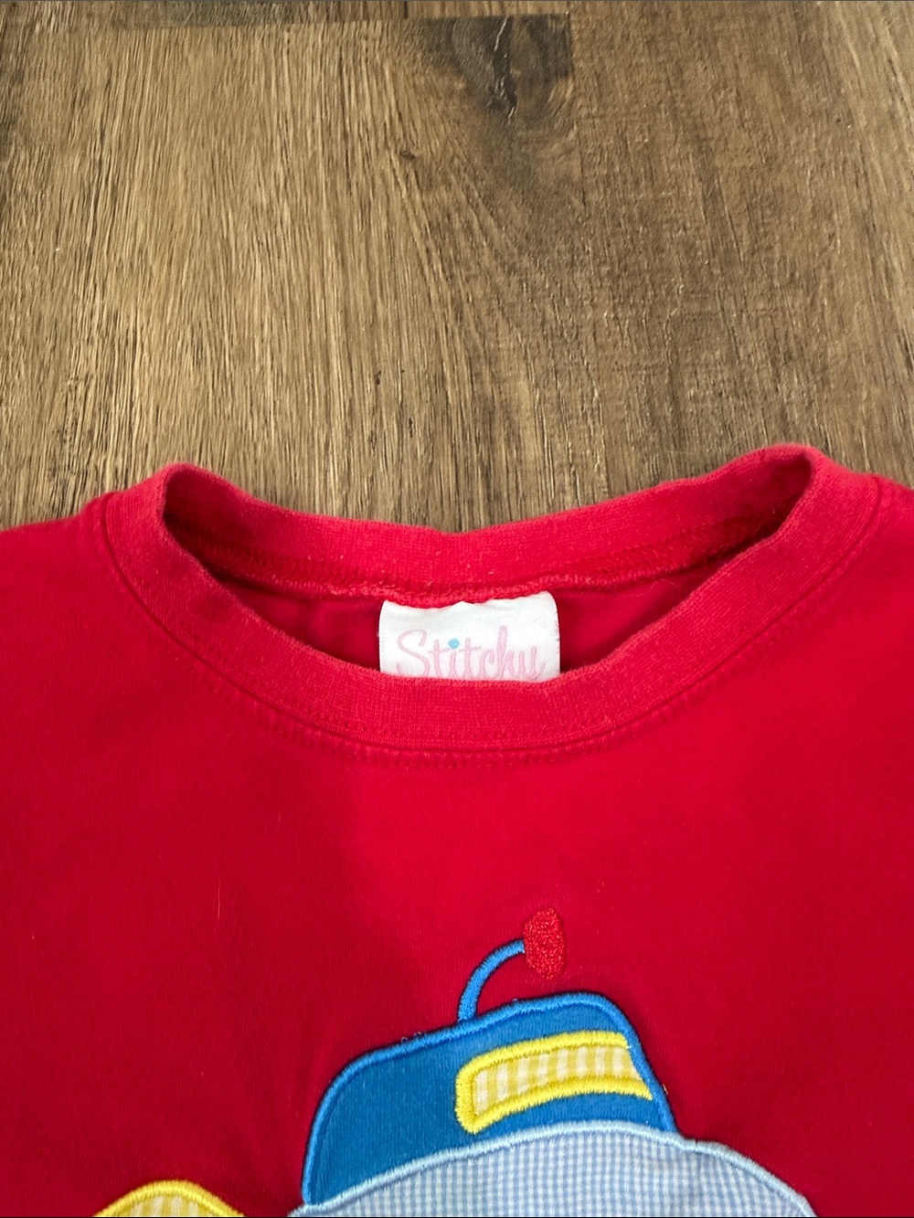 Stitchy Fish Boys Submarine Appliqué Shirt Red Size 3T - Picture 2 of 7